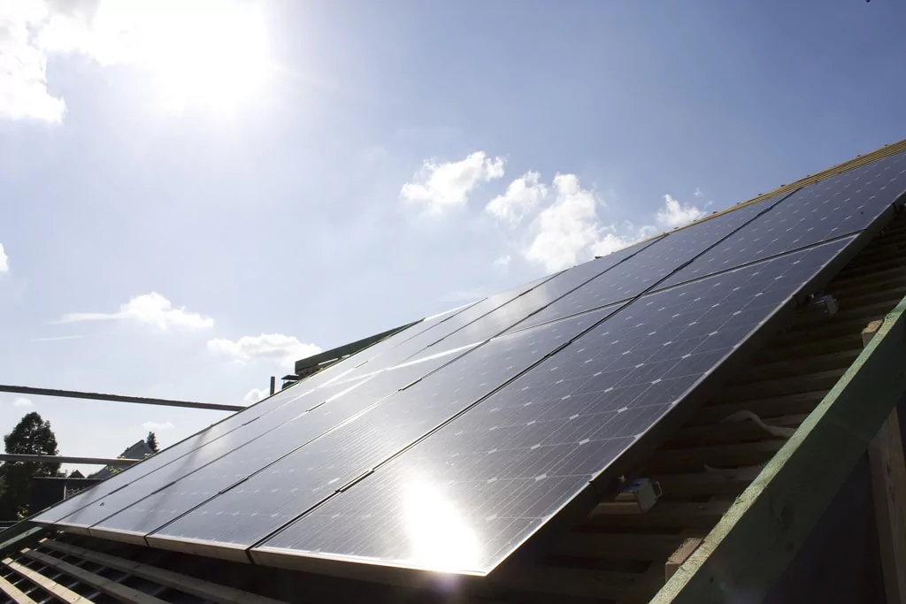Zonnepanelen min